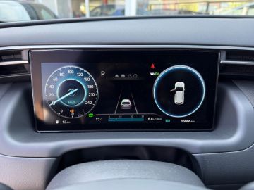 Hyundai TUCSON Hybrid